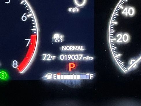 Used 2024 Honda HR-V Sport image 22
