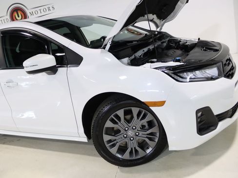 Used 2025 Honda Odyssey Touring image 65