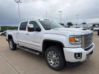 Used 2018 GMC Sierra 2500 Denali w/ Duramax Plus Package AWD/4WD video 1