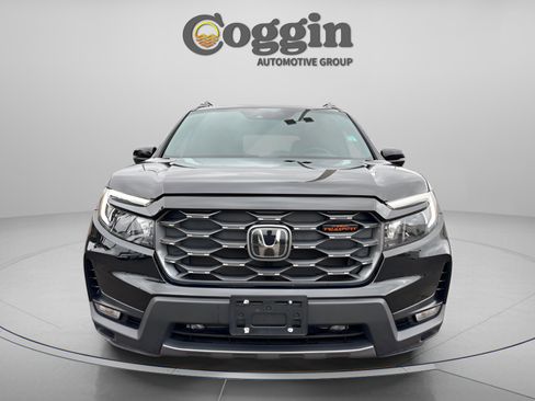 Certified 2024 Honda Passport TrailSport image 8