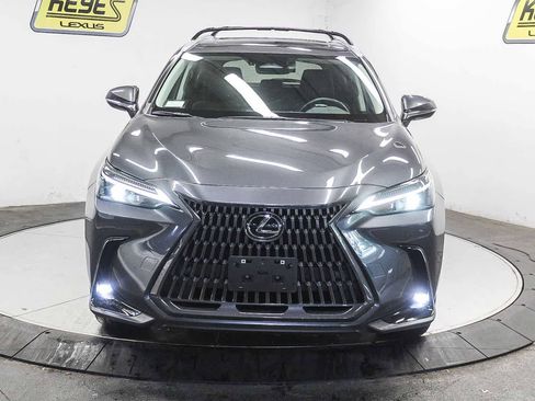 Used 2025 Lexus NX 250 FWD w/ Accessory Package (2T) image 2