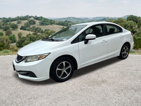 Used 2015 Honda Civic SE image 3
