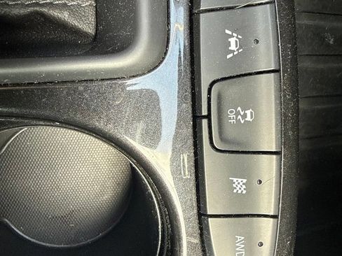 Used 2025 Chevrolet TrailBlazer LT AWD/4WD image 28