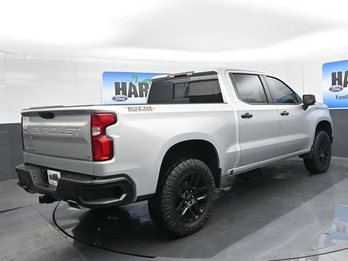 Used 2022 Chevrolet Silverado 1500 LT Trail Boss w/ LT Trail Boss Premium Package AWD/4WD image 5
