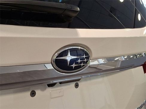 Certified 2025 Subaru Ascent Limited w/ Popular Package #2 image 34