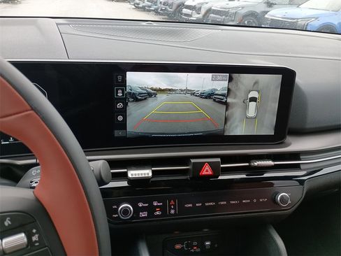 New 2026 Kia Sportage SX image 23