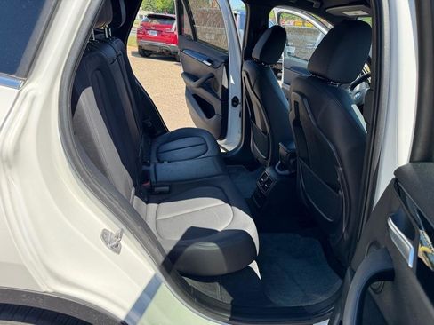 Used 2018 BMW X1 xDrive28i AWD/4WD image 23