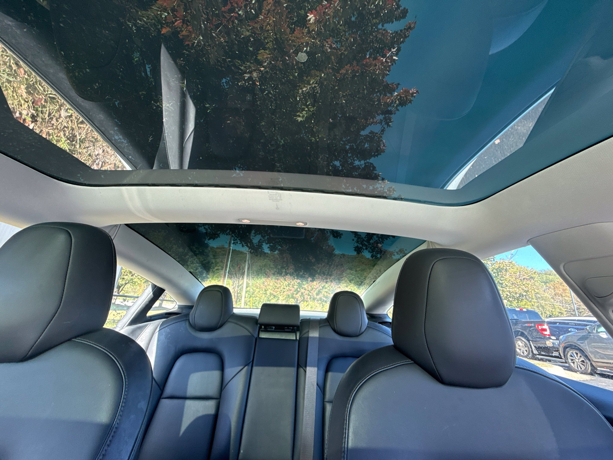 Used 2018 Tesla Model 3 Long Range RWD image 19