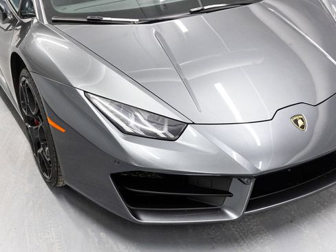 Used 2018 Lamborghini Huracan LP 580-2 image 11