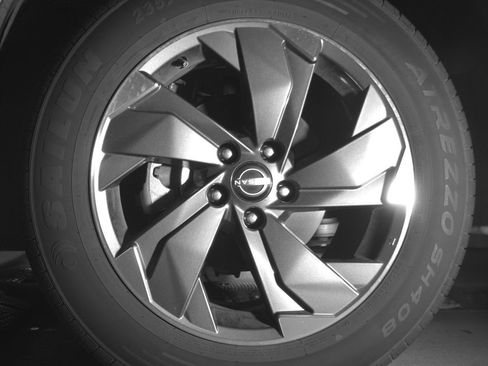 Used 2025 Nissan Rogue SV image 12