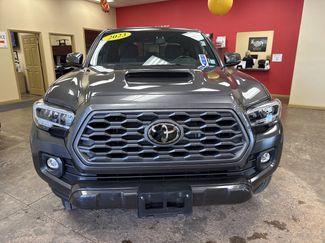 Used 2023 Toyota Tacoma TRD Sport video 2