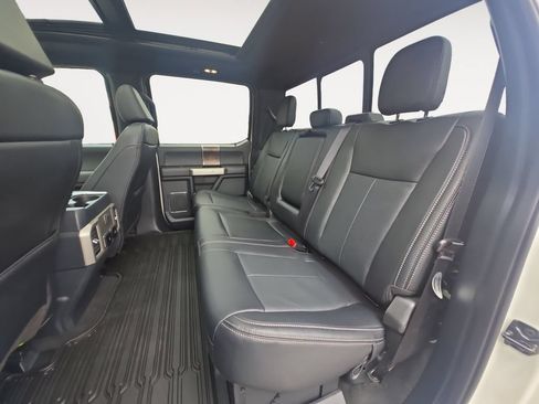 Used 2022 Ford F250 Lariat w/ Black Appearance Package AWD/4WD image 15