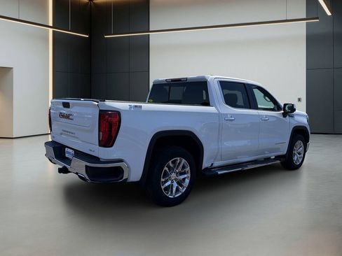 Used 2019 GMC Sierra 1500 SLT w/ SLT Premium Package AWD/4WD image 5