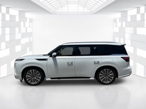 Used 2025 INFINITI QX80 Sensory AWD/4WD image 4