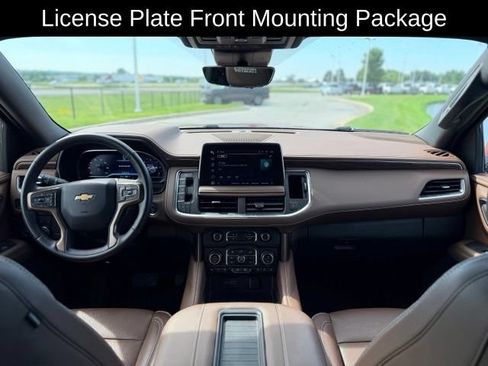 Used 2024 Chevrolet Suburban High Country w/ Premium Package 2 AWD/4WD image 7