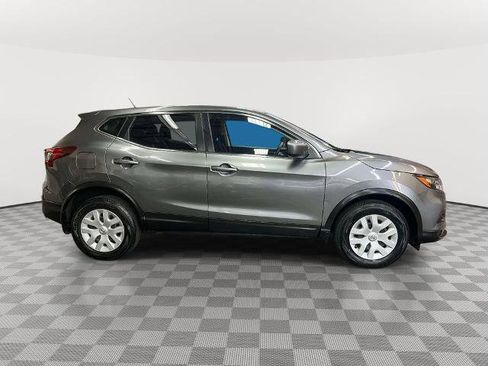 Certified 2020 Nissan Rogue Sport S AWD/4WD image 2