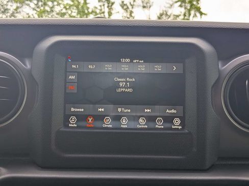 Used 2022 Jeep Wrangler Unlimited Sport AWD/4WD image 17