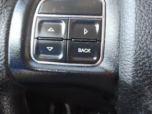 Used 2018 Dodge Journey SE FWD image 14