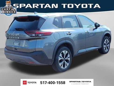 Used 2023 Nissan Rogue SV FWD image 6