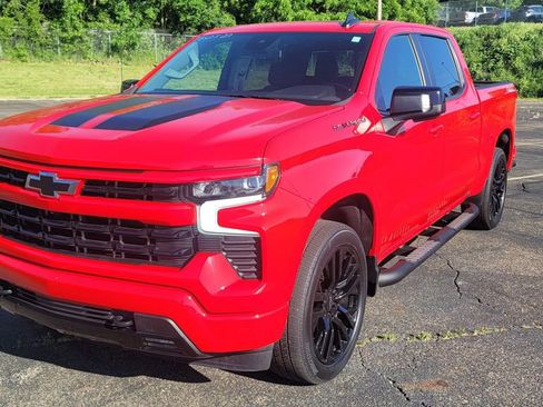 Used 2023 Chevrolet Silverado 1500 RST w/ Rally Edition AWD/4WD image 3