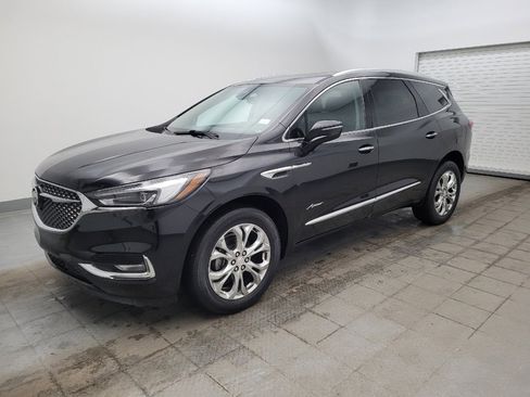 Used 2020 Buick Enclave Avenir w/ Avenir Technology Package image 2