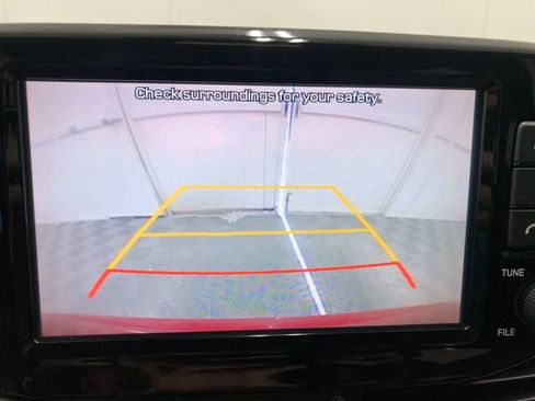 Used 2020 Hyundai Elantra GT FWD image 23