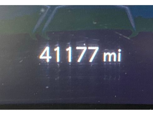 Used 2024 Jeep Compass Latitude image 21