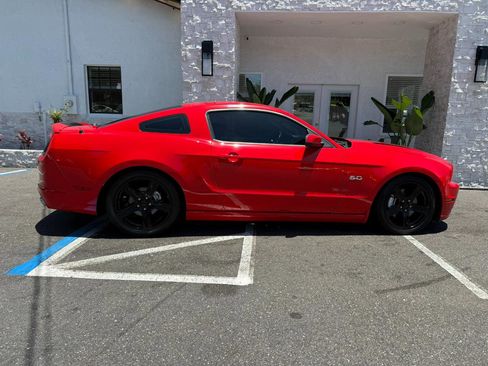 Used 2014 Ford Mustang GT Premium w/ Comfort Package RWD image 15