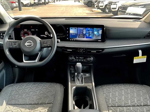 New 2026 Nissan Kicks SV image 5