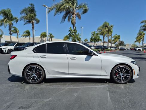 Used 2024 BMW 330i Sedan w/ M Sport Package RWD image 11