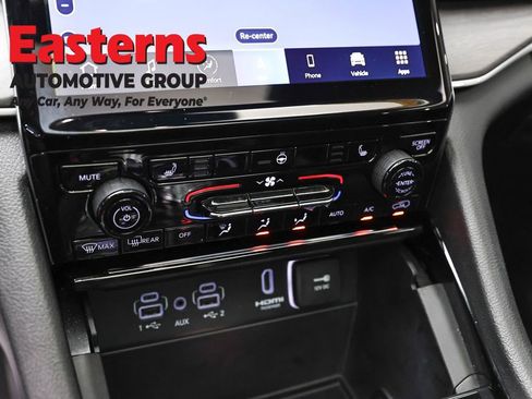 Used 2022 Jeep Grand Cherokee Limited 4xe AWD/4WD image 21