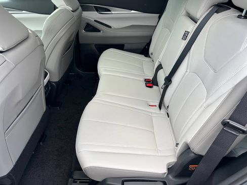 New 2027 INFINITI QX60 Luxe w/ Cargo Package FWD image 26
