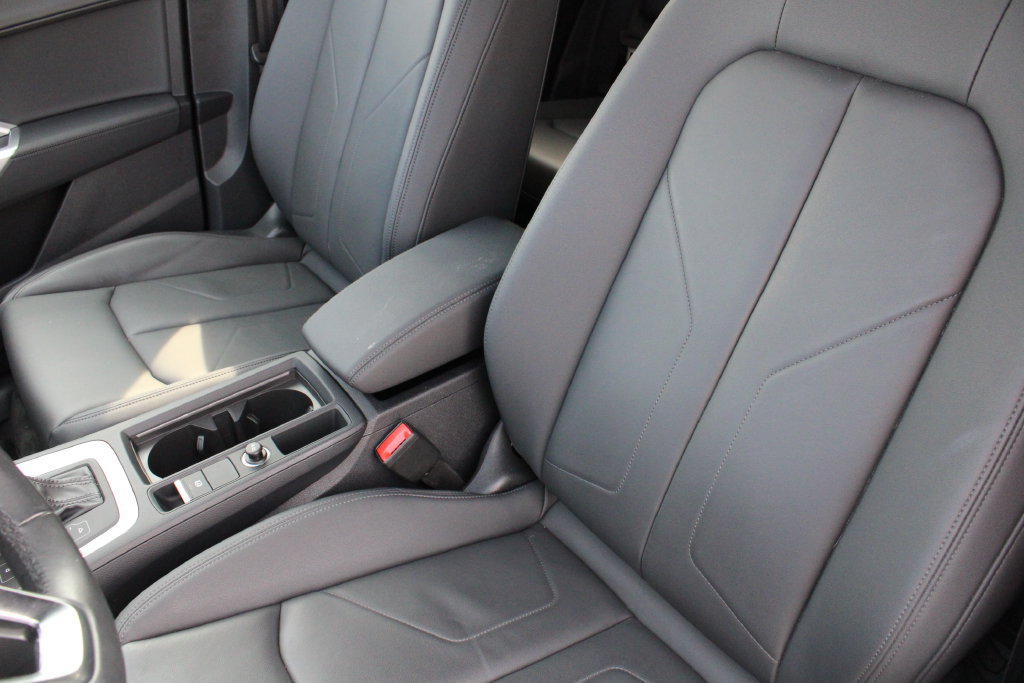 Used 2024 Audi Q3 2.0T Premium w/ Convenience Package AWD/4WD image 7