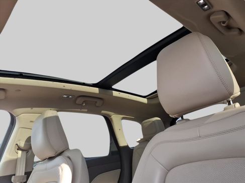 Used 2021 Lincoln Corsair Reserve w/ Equipment Group 201A image 14