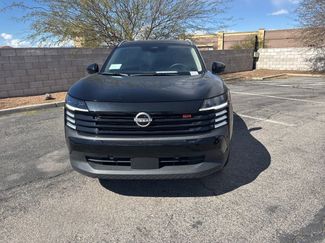 Used 2025 Nissan Kicks SR video 2