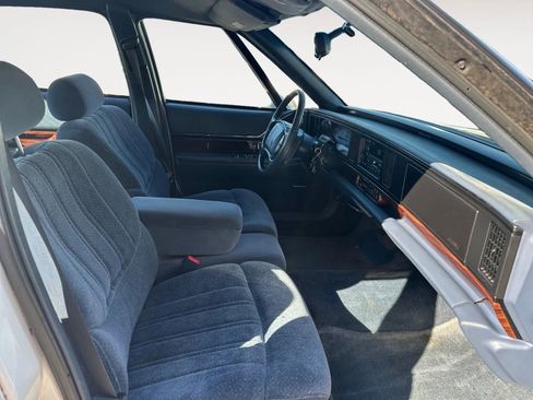 Used 1998 Buick Le Sabre Custom w/ Headliner Lighting Pkg image 11