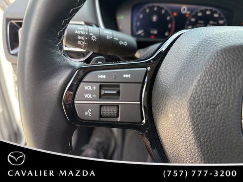 Used 2024 Honda Civic Touring image 10