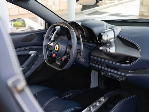 Used 2022 Ferrari F8 Tributo RWD image 79