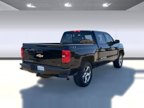 Used 2018 Chevrolet Silverado 1500 LT w/ Texas Edition image 9