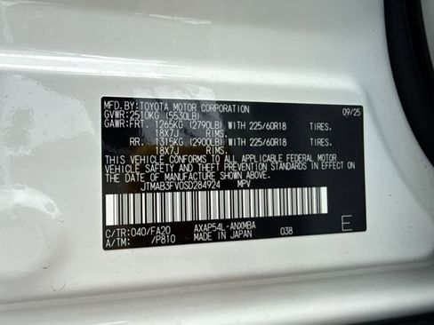 Certified 2025 Toyota RAV4 SE image 33