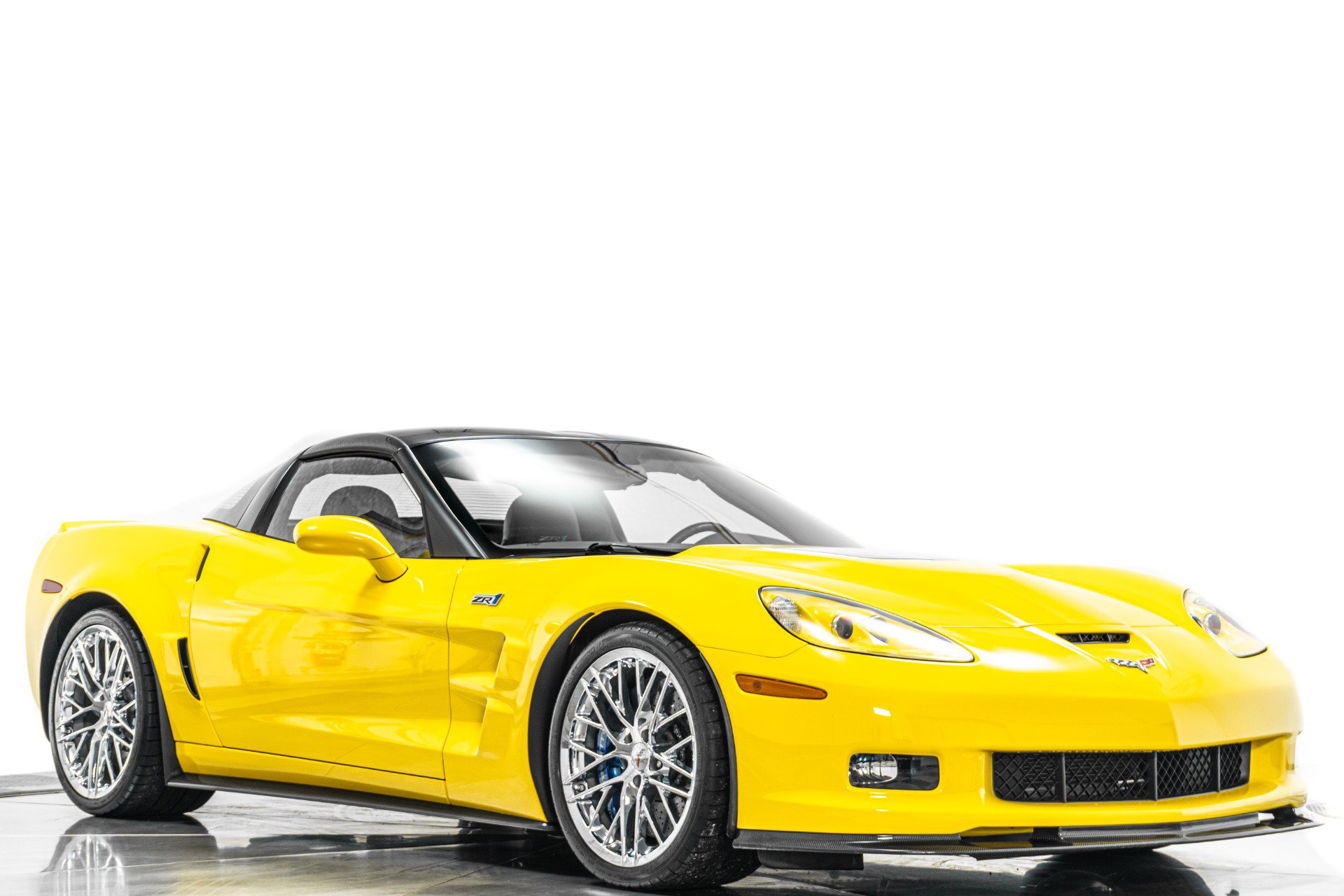 Used 2010 Chevrolet Corvette ZR1 w/ Preferred Equipment Group RWD image 34