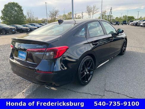 Used 2024 Honda Civic Sport image 6