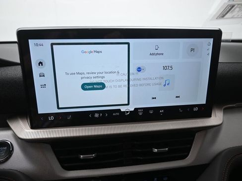 New 2025 Ford Explorer Active w/ Active Comfort Package image 4