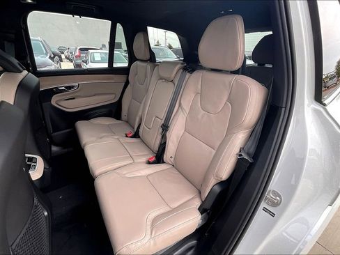 New 2026 Volvo XC90 B6 Ultra w/ Protection Package image 18
