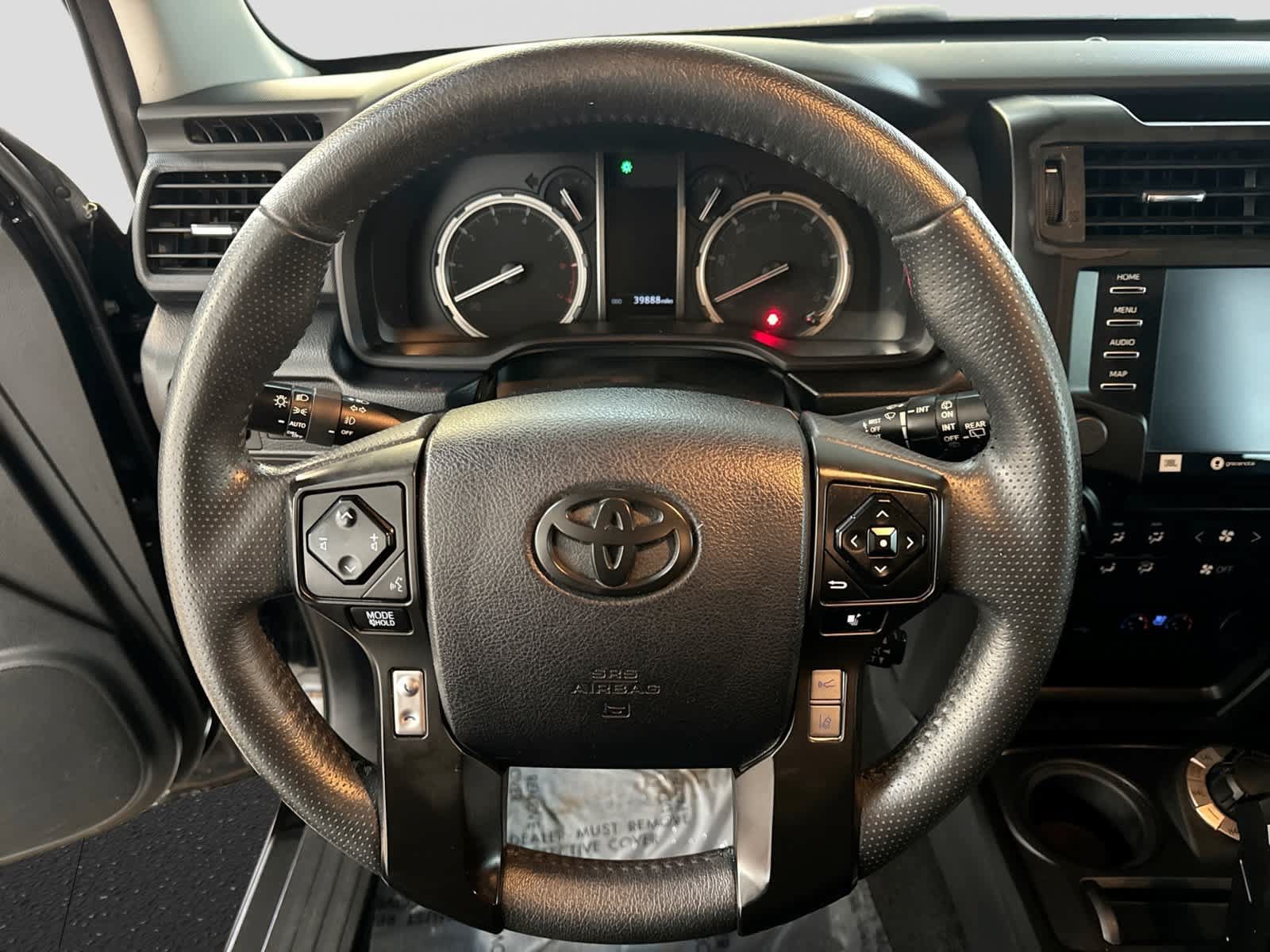 Used 2021 Toyota 4Runner Limited AWD/4WD image 28