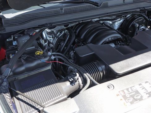 Used 2018 GMC Yukon Denali w/ Denali Ultimate Package image 11