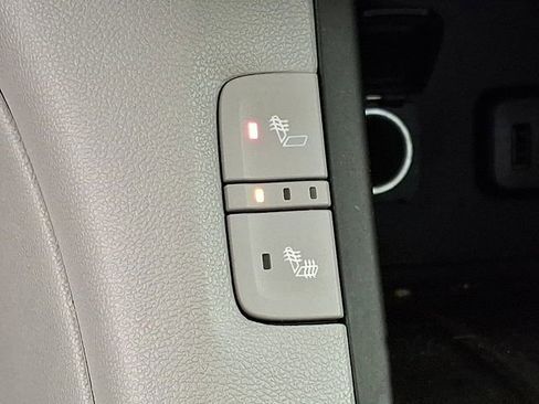 Used 2018 GMC Acadia SLT image 24