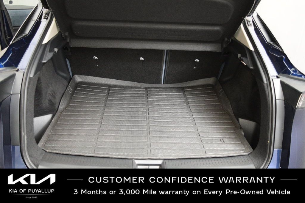 Used 2023 Nissan Ariya AWD/4WD image 20