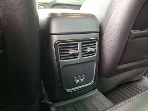 Used 2023 Dodge Charger Scat Pack RWD image 12