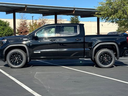 New 2026 GMC Sierra 1500 Elevation image 8